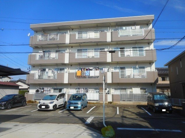 メゾンエクセル日比津