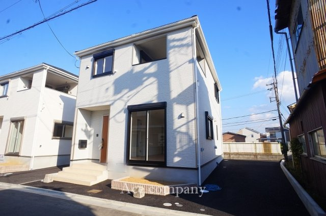 【外観】 | 東大阪市稲田本町1丁目　【5号棟/全5棟】 | 【5号棟/全5棟】駐車2台可能！安心の性能表示取得物件☆3WAYアクセス可能♪ローン返済目安：月々約95831円（頭金0円、変動金利0.875％、返済期間40年、ボーナス払い無しで試算しています）