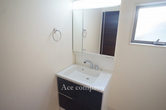 【内観：施工例】 | 生野区田島2丁目 | 【同社による同仕様の施工例】洗面台☆