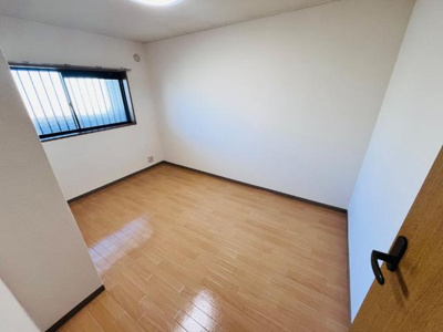 【内装】 | ロイヤルハイツⅠ | 洋室