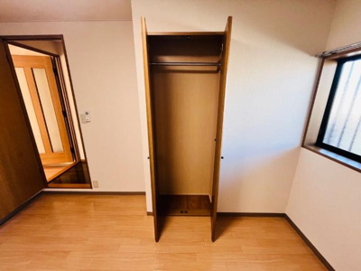 【収納】 | ロイヤルハイツⅠ | クローゼット