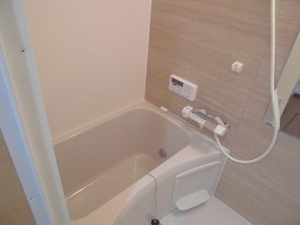 アースクエイク白水北棟の浴室