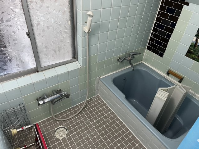 菟田野古市場の浴室