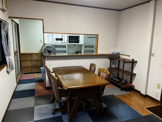 菟田野古市場の内装