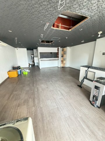 【内装】 | AKGビル