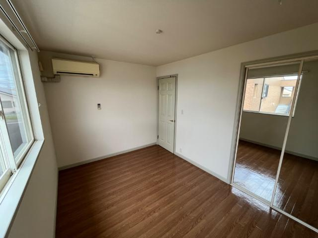 パークヒルズの内装|洋室