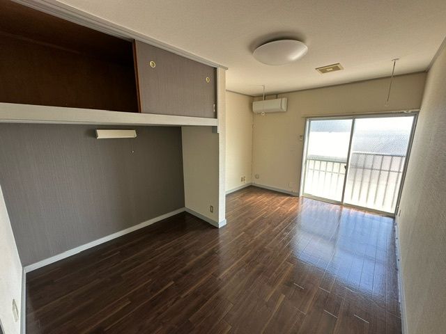 サンハイツミナミ5の居間・リビング