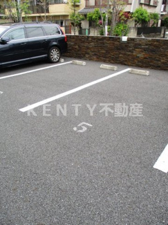 【駐車場】 | 駐車場に車を止められます