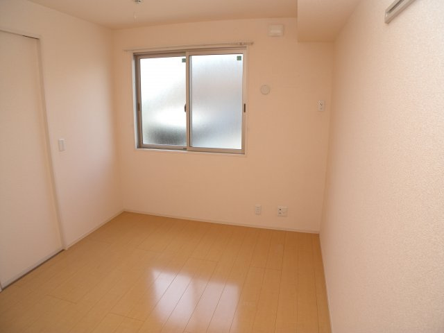 キャンフルローレルの寝室