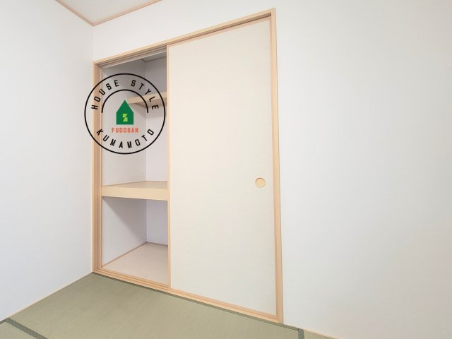 熊本市中央区帯山5丁目第1-1棟（A号棟）の内観：施工例|収納には困りません。