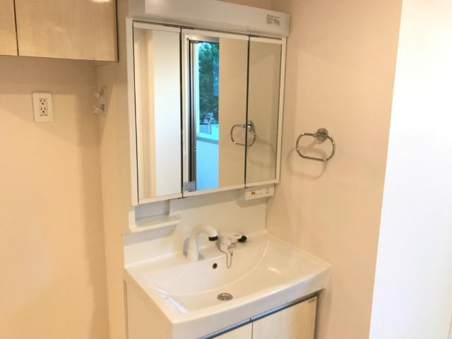 カーサ　ベルデの洗面所|洗髪洗面化粧台