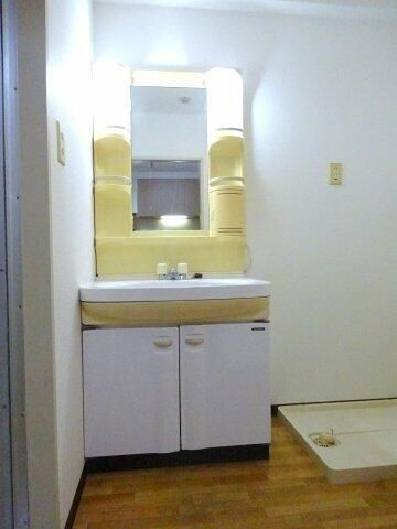 ブオナスタンザ新検見川の洗面所