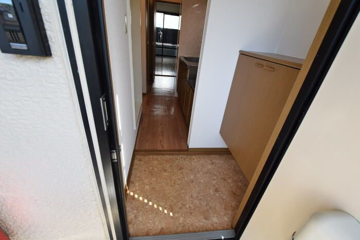 ドミール芦屋の玄関