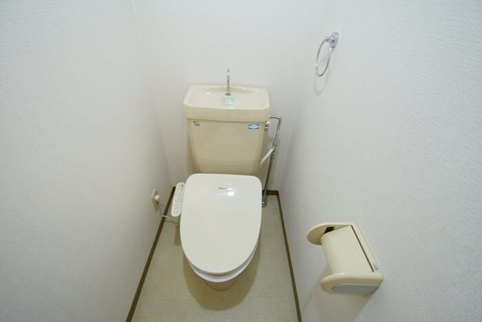 ドミール芦屋のトイレ