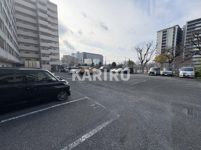 ISM大阪城公園（旧城東グリーンマンション）の駐車場