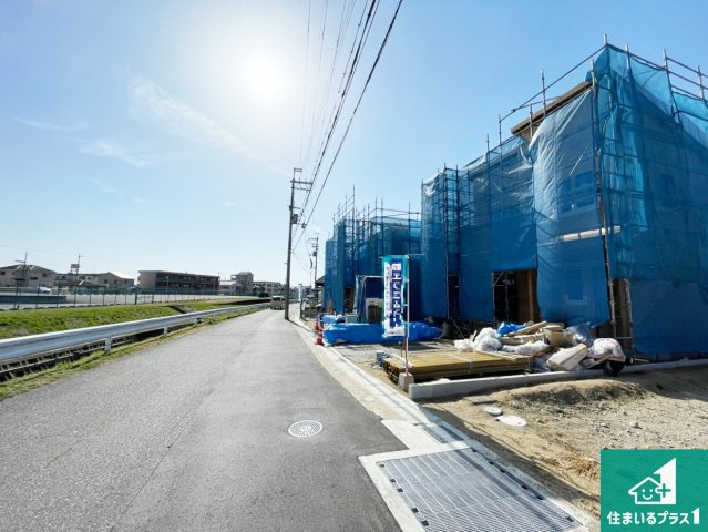 奈良市南京終町　新築一戸建ての前面道路含む現地写真|駅やスーパー、小学校・中学校等日常生活に欠かせない情報や道のりもご紹介いたしますのでお気軽にご相談ください。