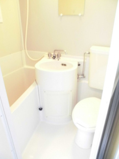 【洗面所】 | ザ・スリーホークス