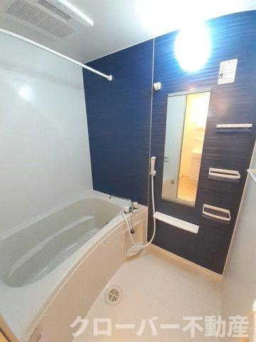 セレーノ柞田の浴室