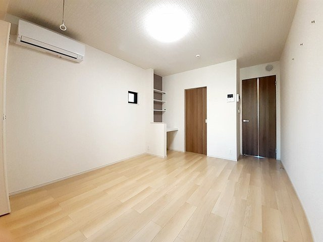 ＫＡＲＡＺ（カラズ）の内装