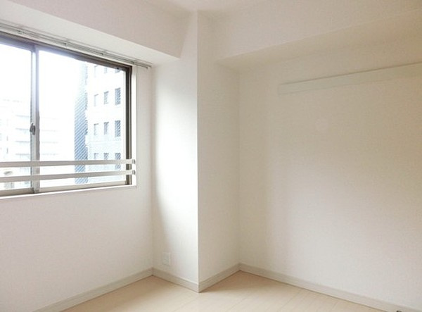 パートナーシップ　アパートメントの居間・リビング