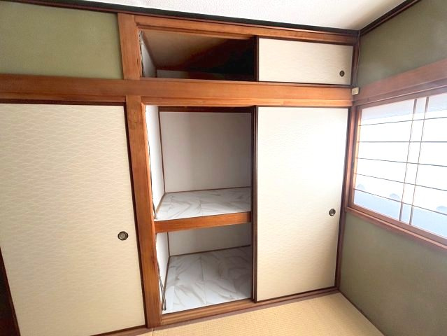 富田林市錦織南１丁目の一戸建ての収納
