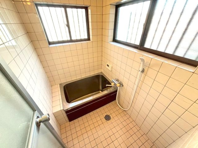 富田林市錦織南１丁目の一戸建ての浴室