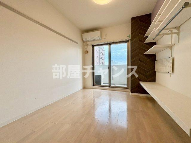 フローライト上前津の居間・リビング