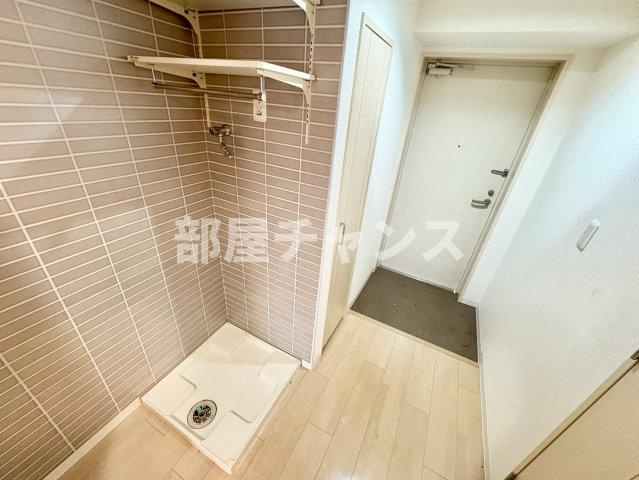 フローライト上前津の玄関