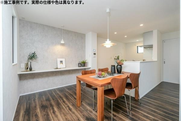 須賀2丁目E新築のキッチン|※施工事例写真です。実際の仕様や色は異なります。