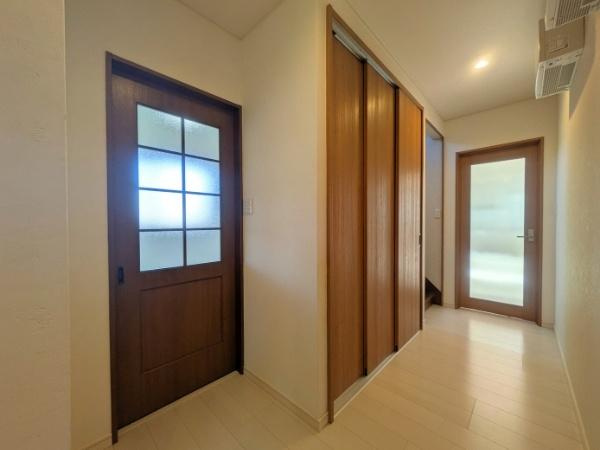 常行　戸建ての内装|1階の内観