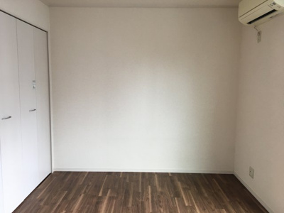 【洋室】 | 長岡ハイツ | コンパクトで使いやすい洋室です