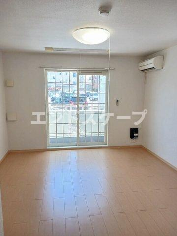 ブルーム　フィールド２の居間・リビング|高崎、前橋のお部屋探しはエンドスケープまで！お客様の理想お聞かせ下さい♪