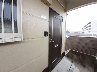 【エントランス】 | アメニティー白浜Ｂ | 落ち着いたエントランスです