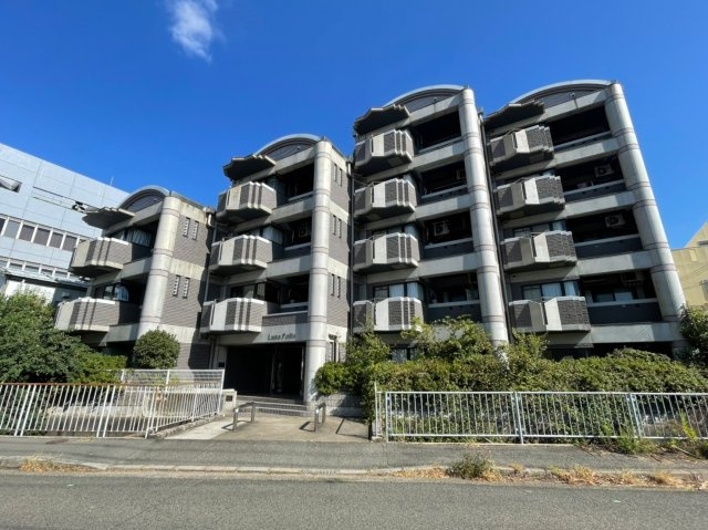 ルナポリスの外観