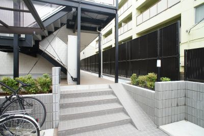 【エントランス】 | リブリ・南与野