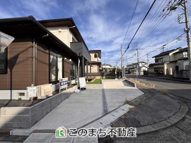 KIS宇都宮市さつき1丁目　中古戸建の駐車場|カースペースは4台分ございます！
