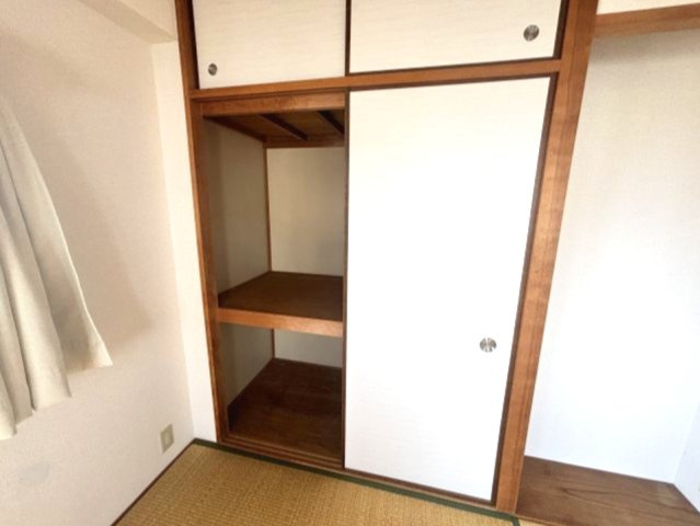 プラザ森北の収納