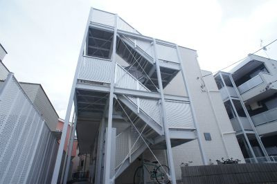 リブリ・ひまわり荘の外観