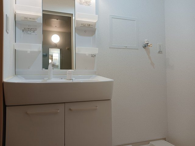 パル　ティ－ルＦの洗面所