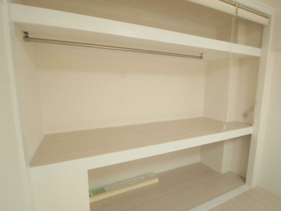 【収納】 | 緑ヶ丘第四マンション | たっぷりとした収納スペースです