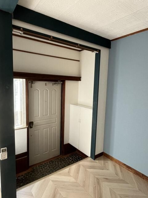 【玄関】 | 新座市西堀２丁目戸建 | シンプルで使いやすい玄関です