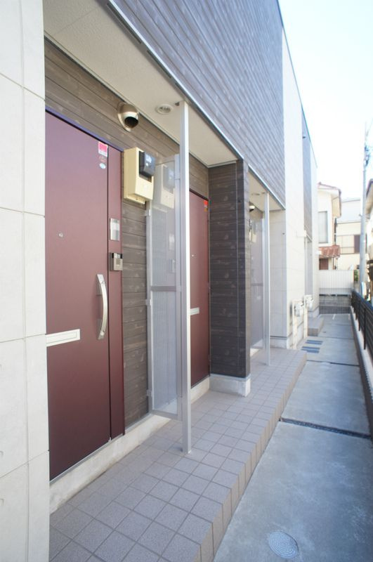 リブリ・三福のエントランス