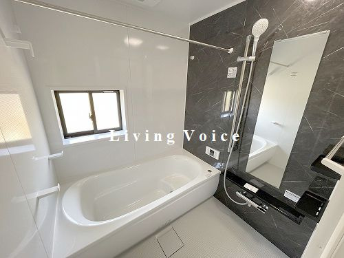 【浴室】 | 【仲介手数料０円】平塚市大島　新築一戸建て　2号棟　全4棟 | 平塚市大島　新築一戸建て　全4棟