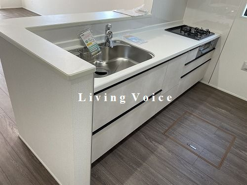 【キッチン】 | 【仲介手数料０円】平塚市大島　新築一戸建て　2号棟　全4棟 | 平塚市大島　新築一戸建て　全4棟