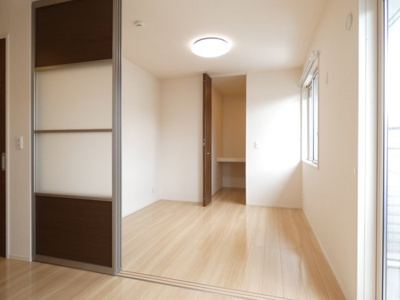 【洋室】 | ソレイユ