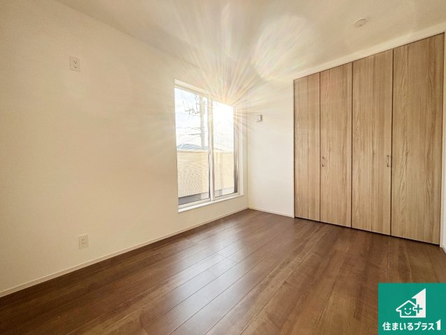 天理市別所町　第2期　新築一戸建ての洋室|シンプルな洋室は、自分好みのインテリアが楽しめます♪ご家族とインテリアや家具を選びに行くのは新築購入時の醍醐味の一つです。ぜひお楽しみください♪