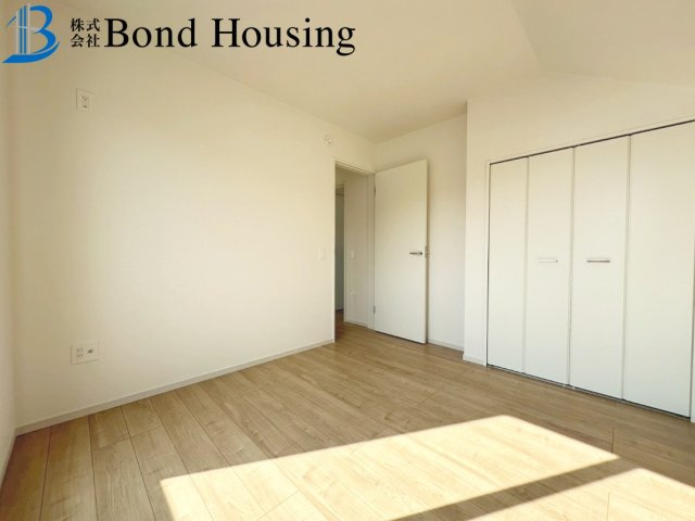 敷地６４坪・広い庭付き・LDK２３帖・樫野台　限定１棟の外観