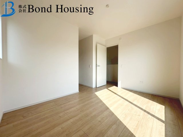 敷地６４坪・広い庭付き・LDK２３帖・樫野台　限定１棟の外観