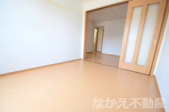 【寝室】 | 落ち着いて過ごせるお部屋なので、寝室にいかがでしょうか