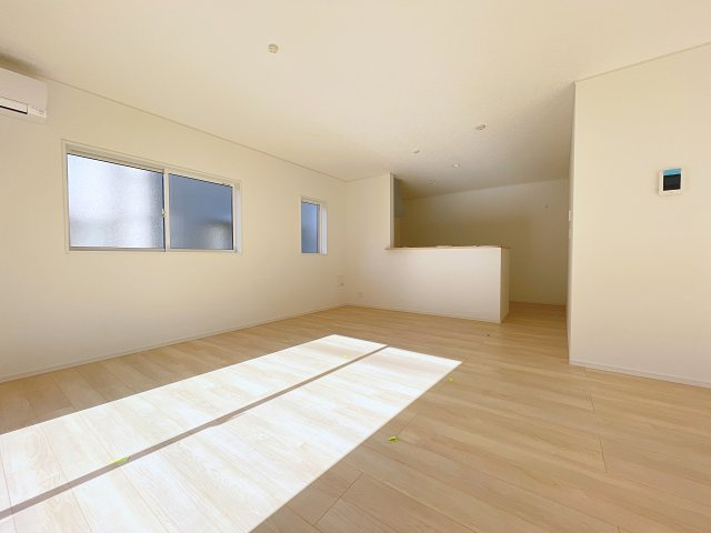 新築戸建・新築建売　白河市関辺第5　関辺小・白河中央中の居間・リビング|同社施工例